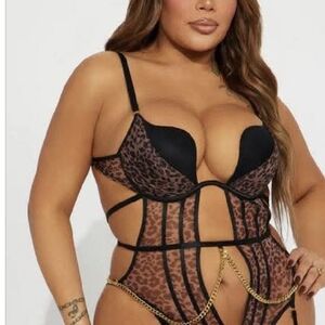 Fashion Nova Leopard Lace Teddy in Brown and Black